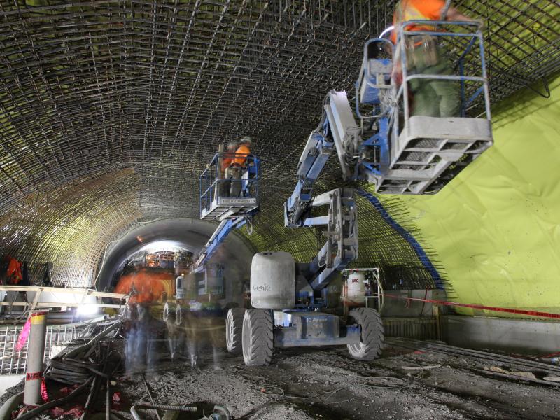 Lyon Station East - permanent lining reinforcement installation