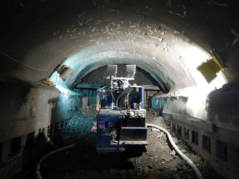 Jubilee line overbridge SCL to Squareworks Connection (Construction stage)